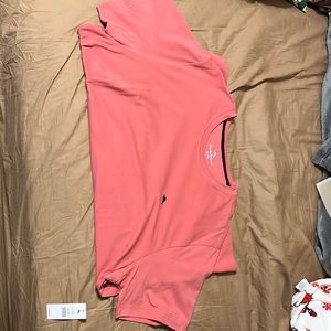 Tommy Bahama Mens size XL pink t shirt